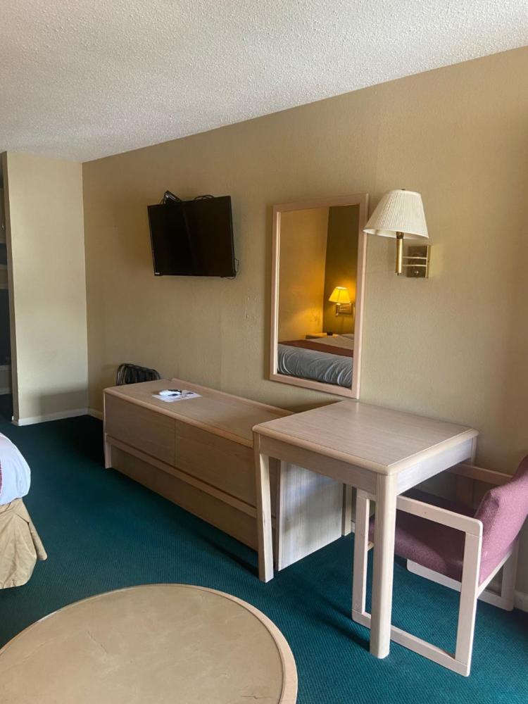 Standard King Room interior